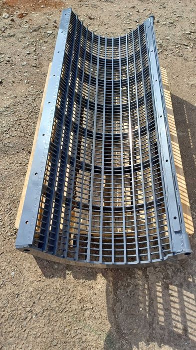 Универсальное подбарабанье Claas Tucano 440