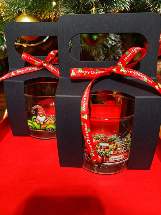 Чаши с коледни мотиви