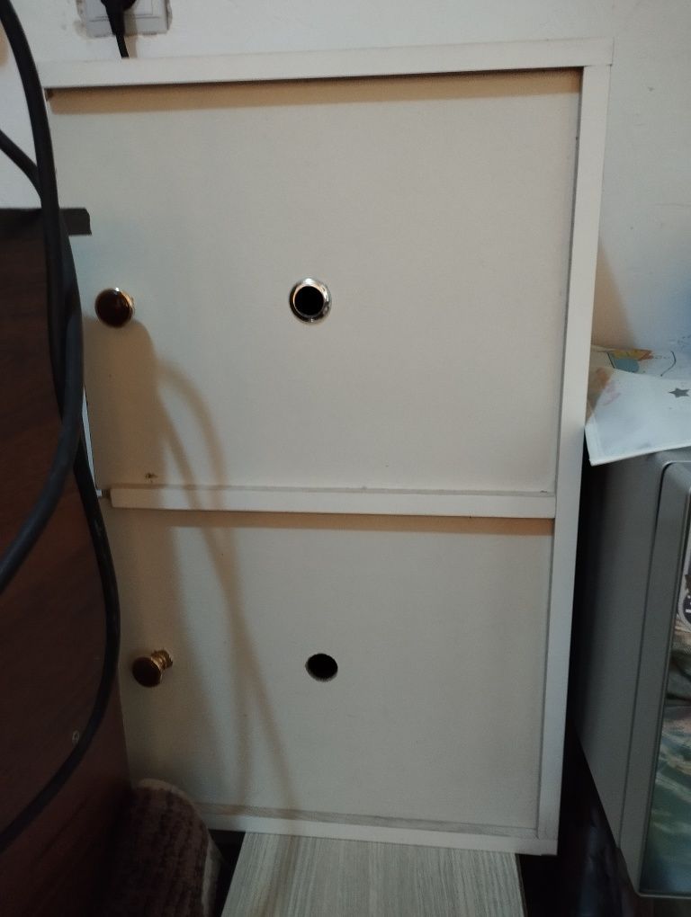 Kanareka shkafi qafas qoyadigan