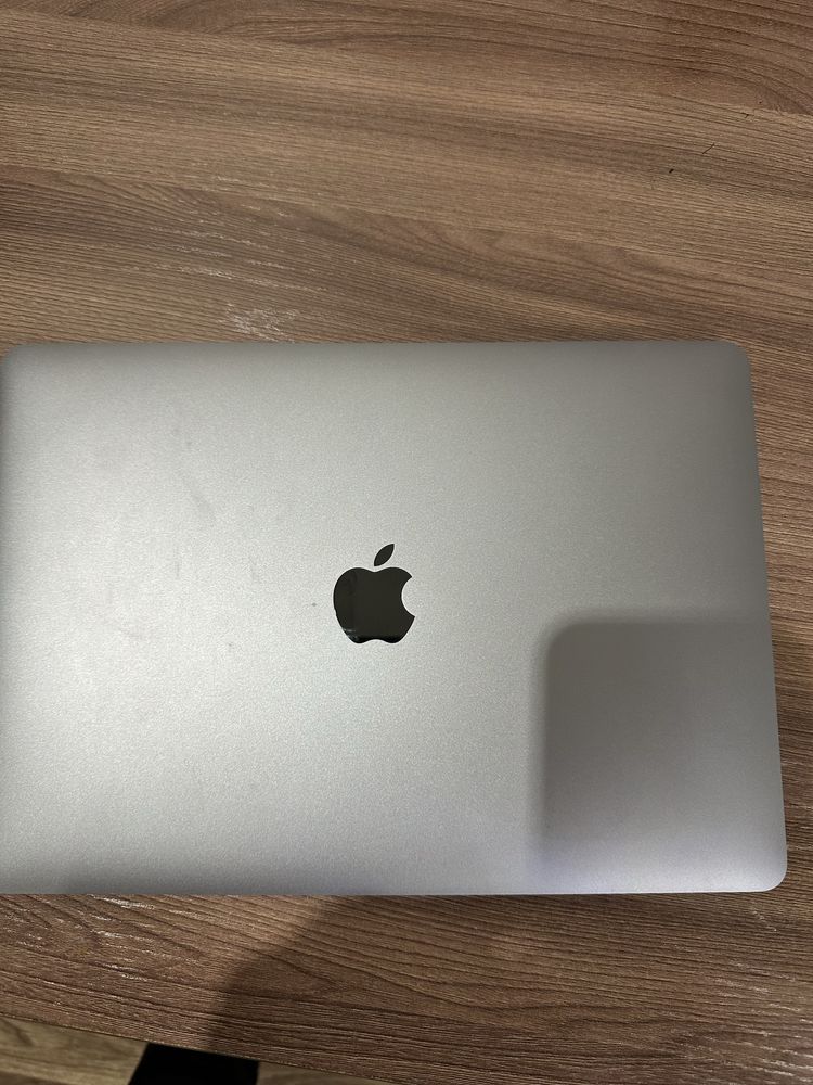 MacBook Air в идеальном состоянии!