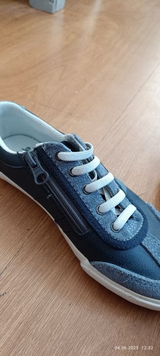 Кецове Clarks u Dunlop