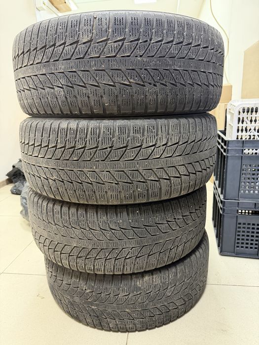 Продам зимние шины 225/55/17