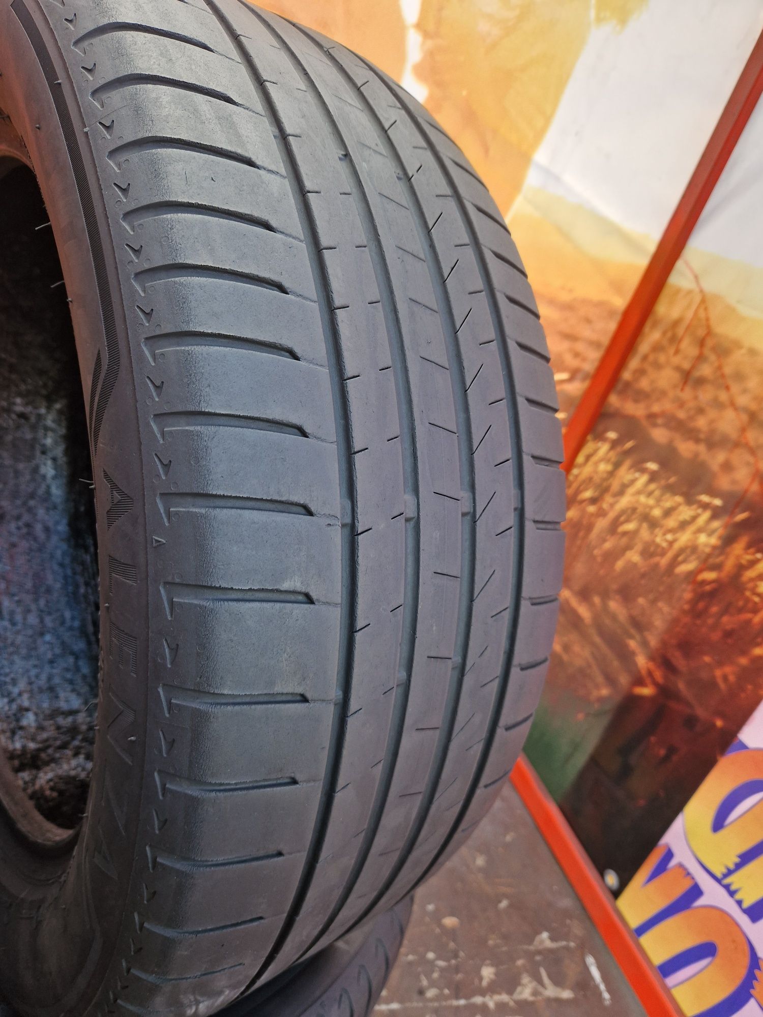 2 Anvelope Bridgestone 235 55 R18 de vara