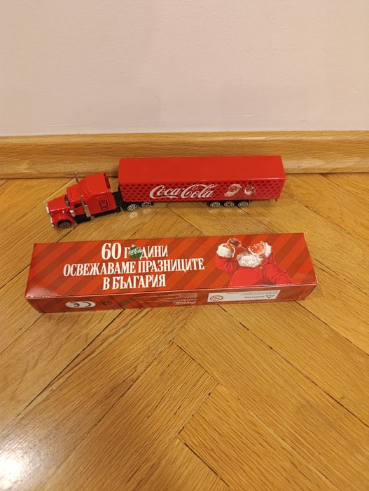 Коледни Кока Кола камиончета