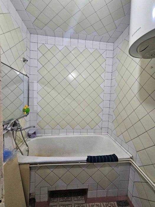 Самарканд шахрида 3 хонали, 4-қаватда жойлашган квартира сотилади