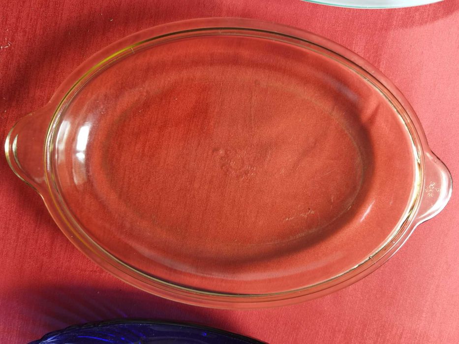 Продавам елипсовидни чинии