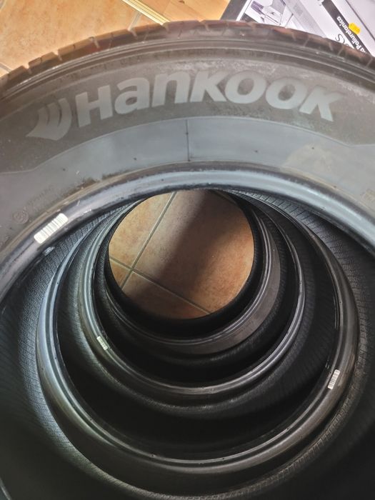Anvelopa vara Hankook 215 65 17