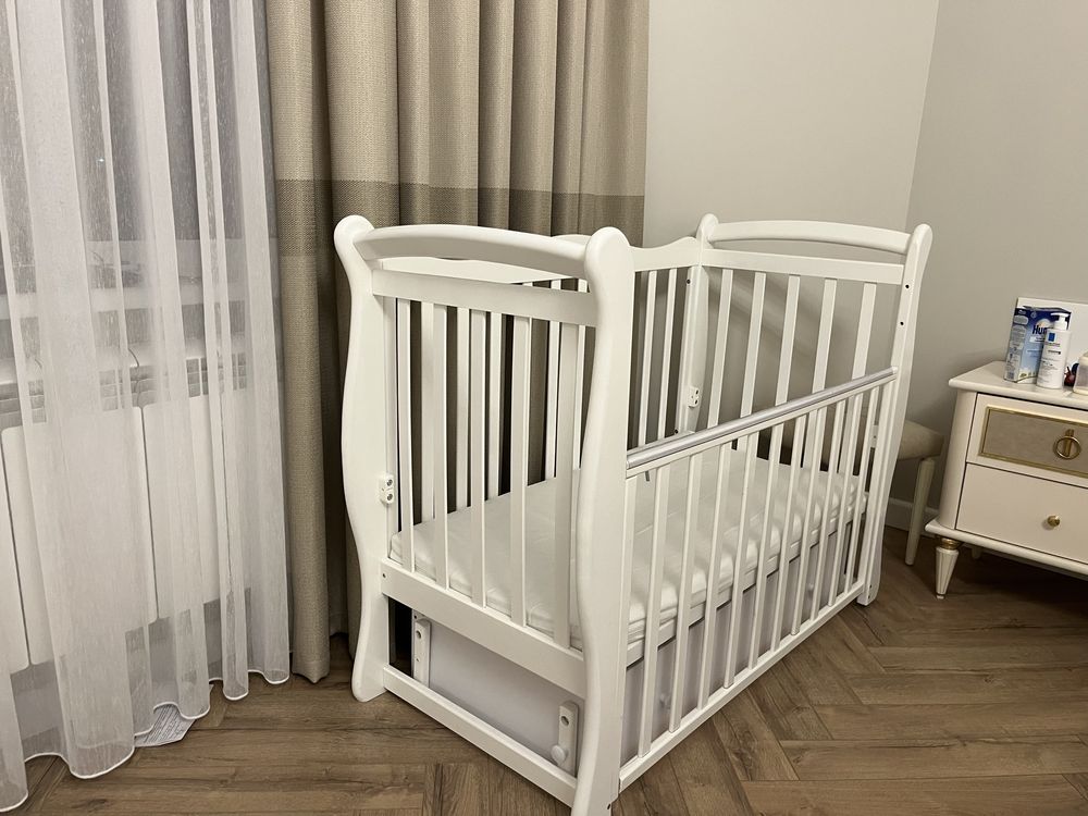 Продам детскую кроватку