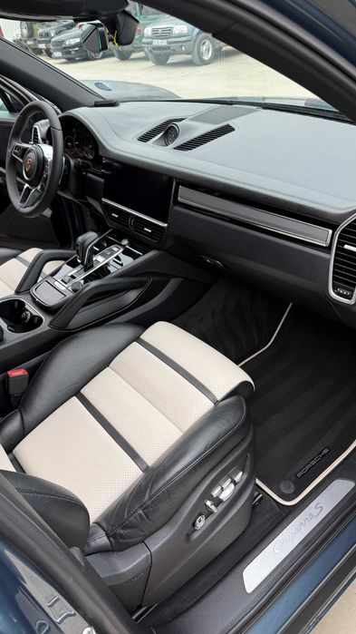 Porsche Cayenne S, 441 CP