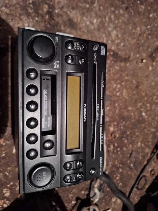 Нисан X-trail 2.5 безнин/газ