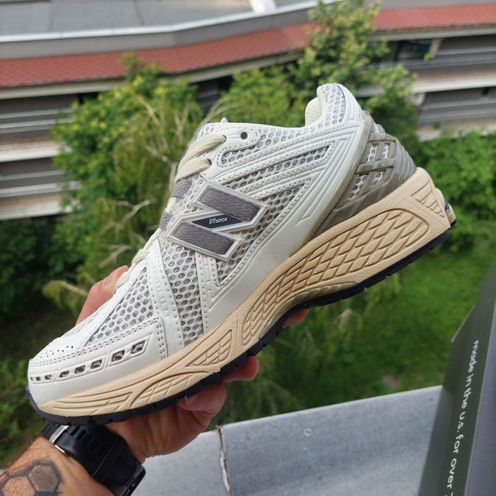New Balance 1906R Silver Grey (37)