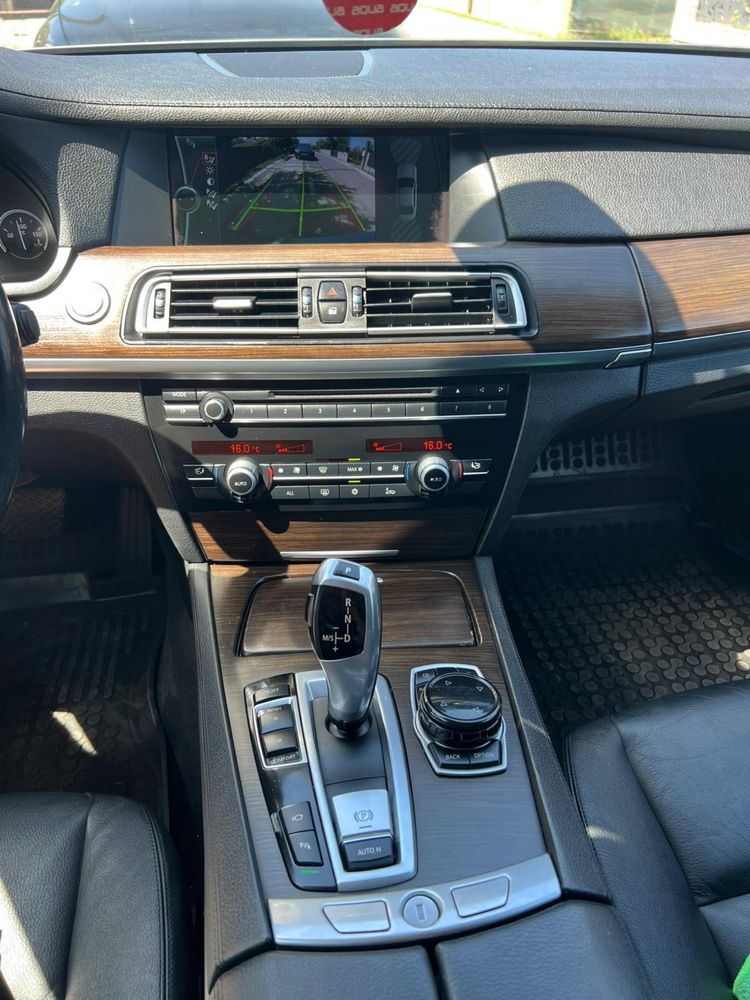 Bmw 730D 0️⃣7️⃣7️⃣1️⃣6️⃣5️⃣4️⃣2️⃣2️⃣9️⃣