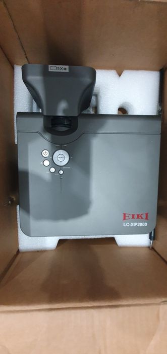 Проектор LC-XIP2000