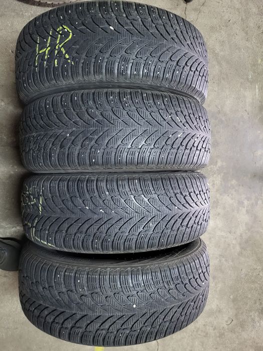 4 anvelope 235 60 R 18 Nokian iarna