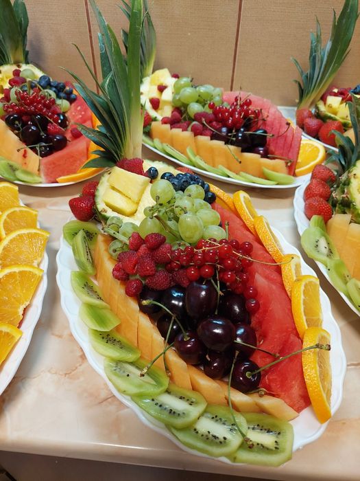 Bufet de fructe si sclupturii pt evenimente!!