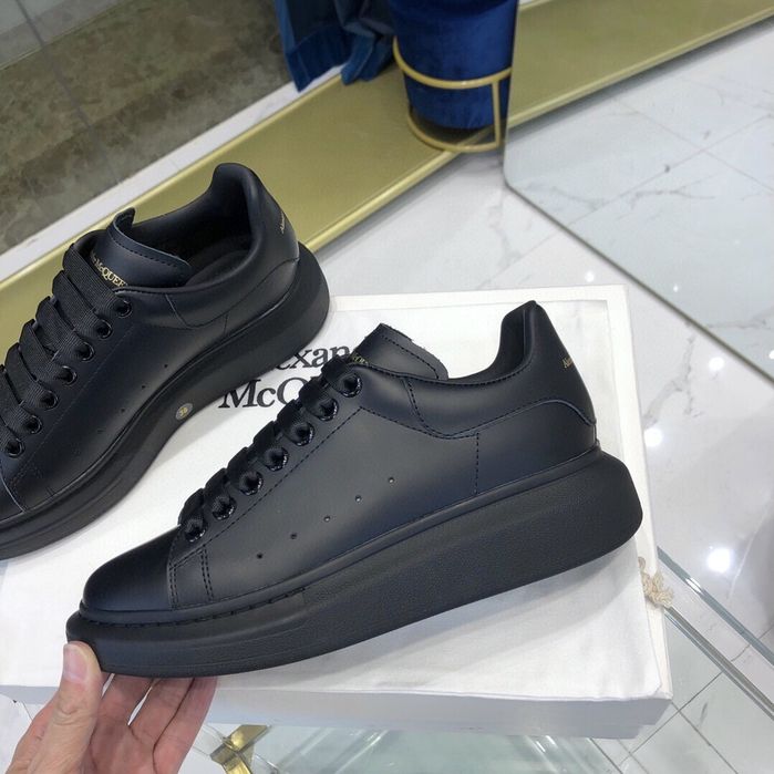 Alexander McQueen calitate premium