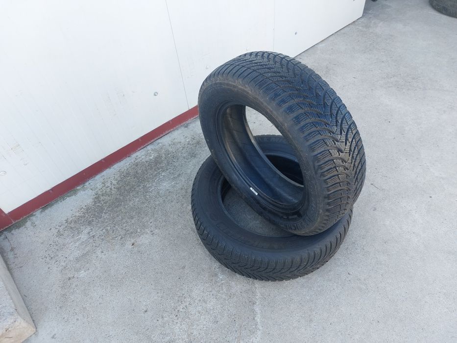 125 lei bucata! Doua anvelope M+S/IARNA 205 60 16 Michelin