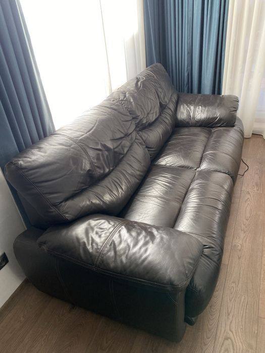 Продавам кожен диван