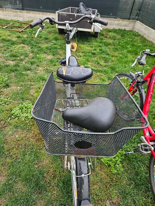 Vand biciclete de dama