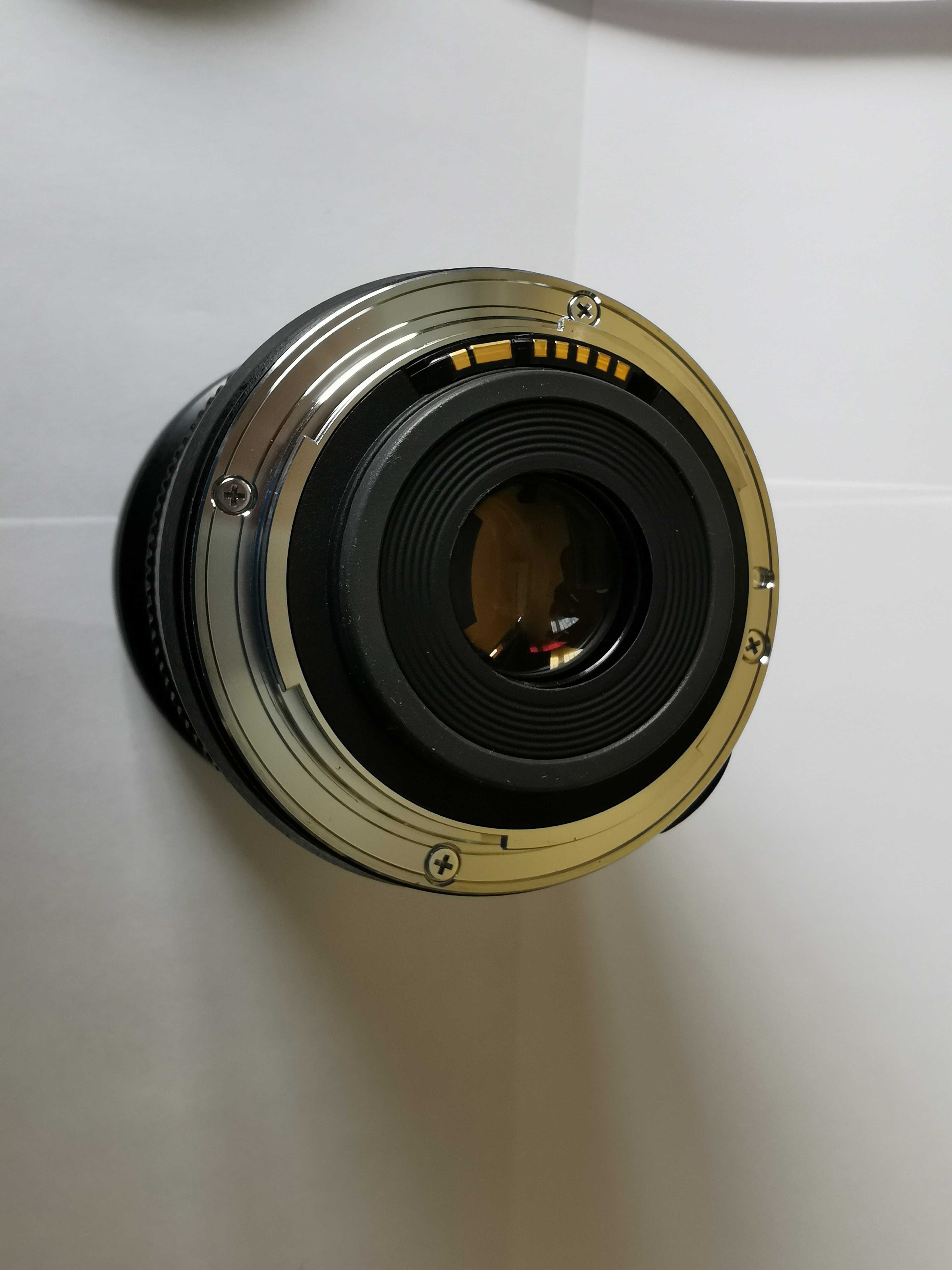 Обектив Canon EF-S 10-22mm F3.5-4.5 USM