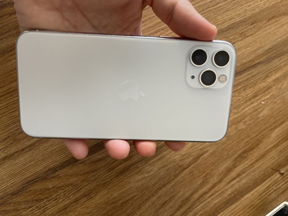 IPhone 11 pro сатылады