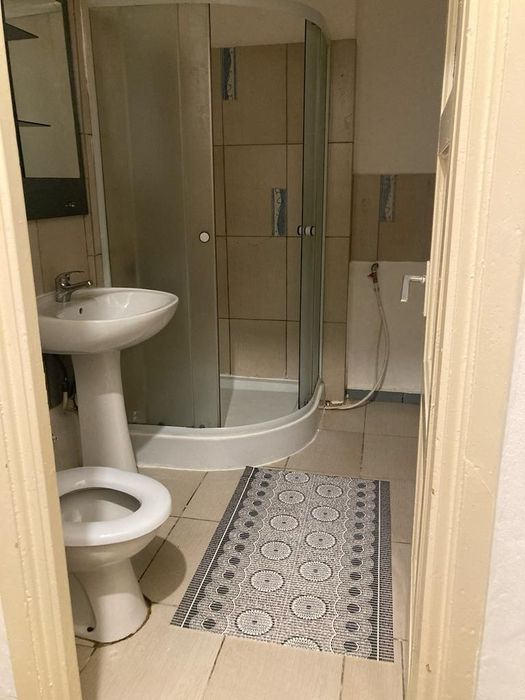 Închiriez apartament 2 camere Zona Centrala Deva