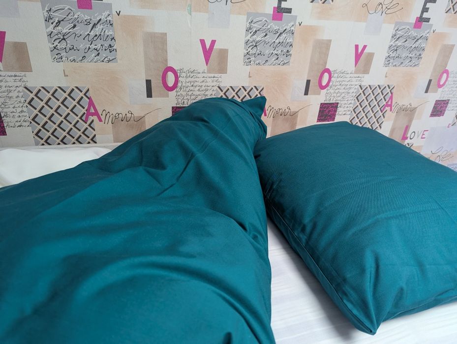 Постельные комплекты 1,5 размер новые