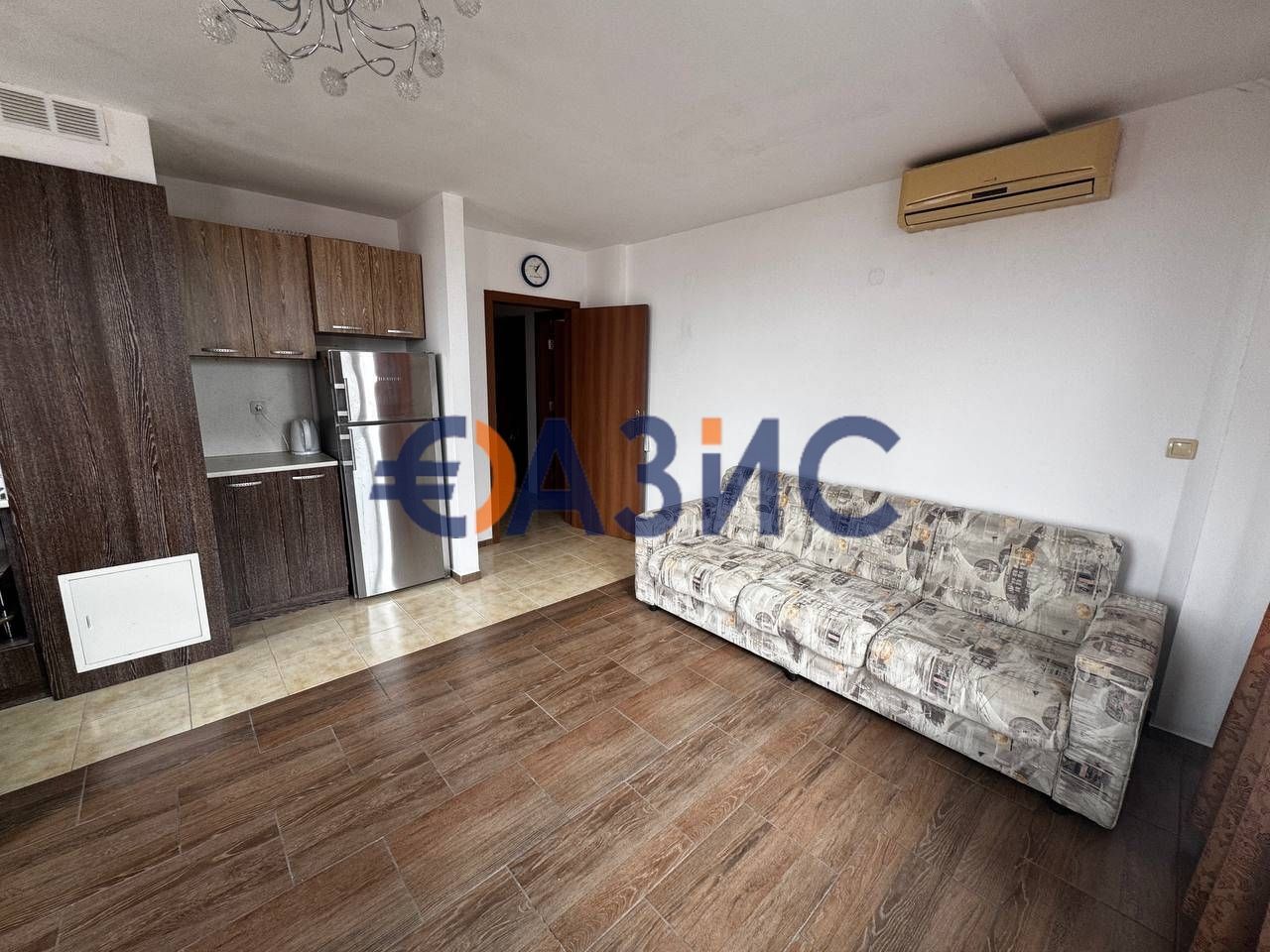 Продава се Тристаен апартамент в Несебър - 88 кв.м за 948 €/кв.м - Снимка #4