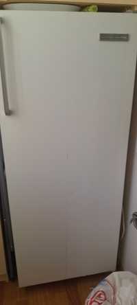 Продам холодильник 90 000 тенге