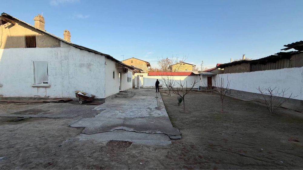 2 sotik yer sotiladi