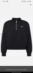 Nike sportswear черна