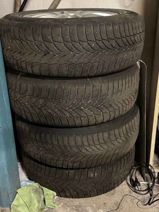 Зимни Гуми за Джип 235/65 17" 5мм