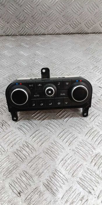 Панел климатроник Nissan Qashqai 2012г.
