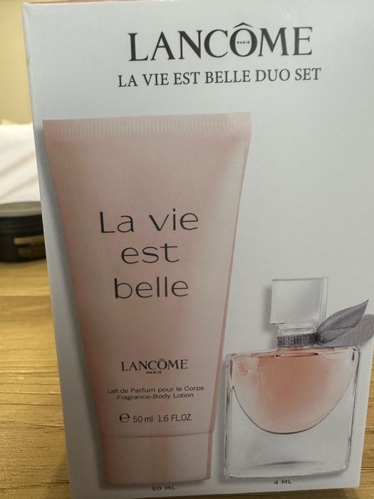 Комплект лосион и парфюм Lancome LA VIE EST BELLE