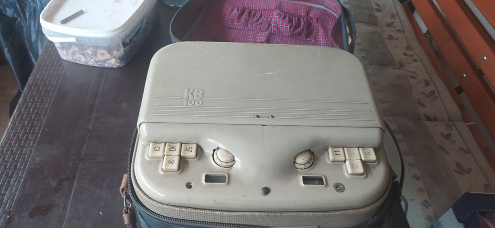Ретро магнетофон Tonbandgerat KB 100