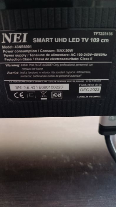 Телевизор NEI 43NE6901 4K Ultra HD Android TV – пукнат екран (за части