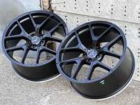 AMG Джанти за Мерцедес Mercedes 20 “ цола 5х112 чисто нови Спорт Пакет