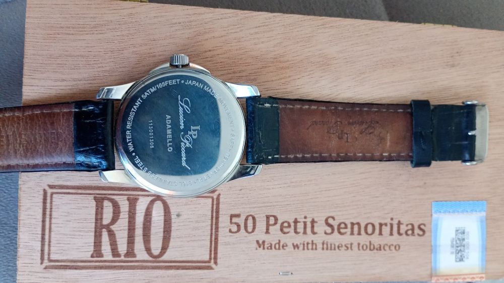 Ceas Lucien Piccard cuartz. 160 roni.Usor negociabil