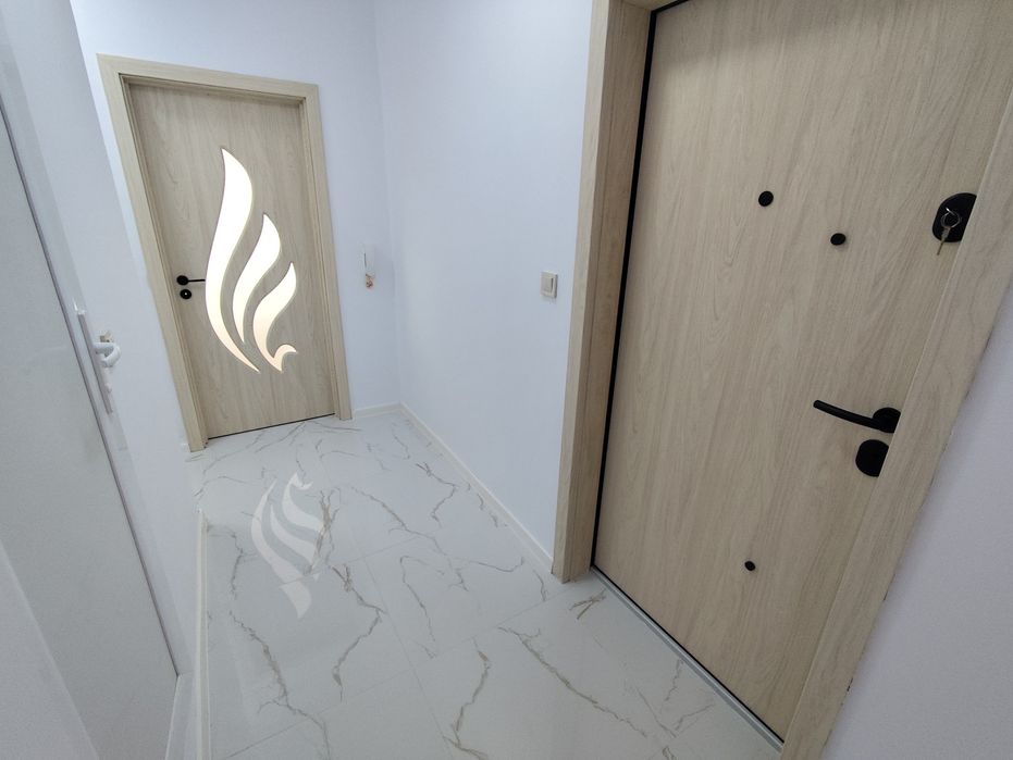 Тристаен Цветен квартал/ХЕИ