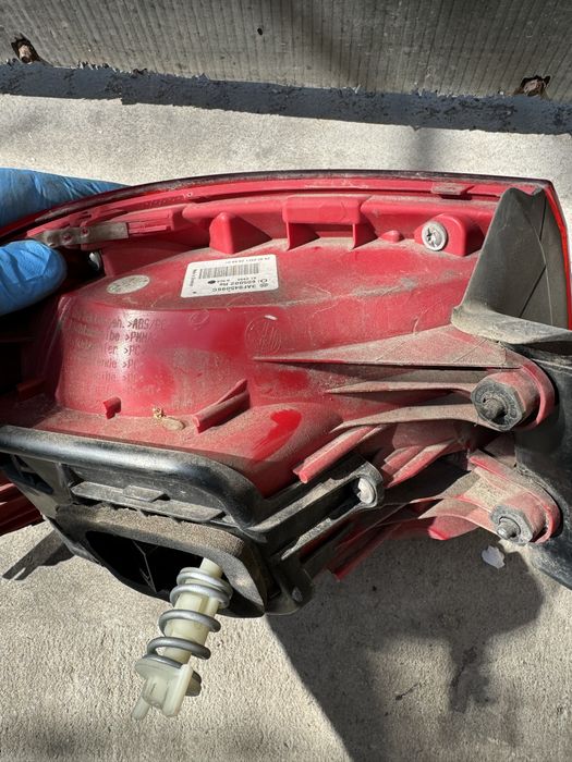 Stop stopuri stanga dreapta aripa/haion Vw Passat B7 Break.