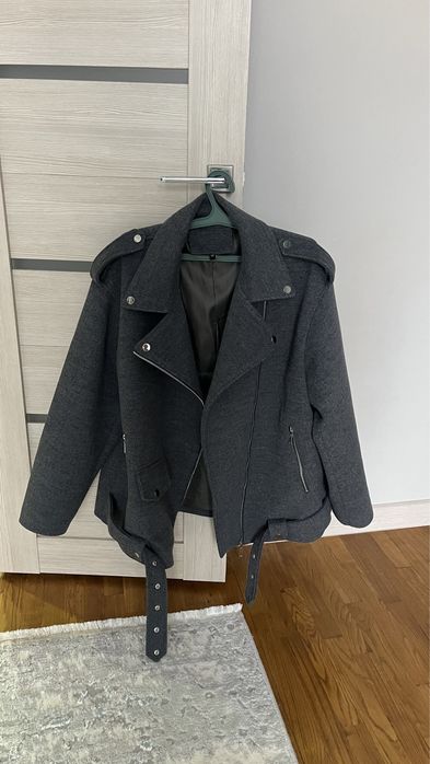 Продам пальто косуху