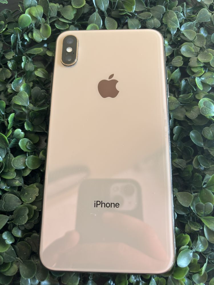 Iphone xs max 512gb.