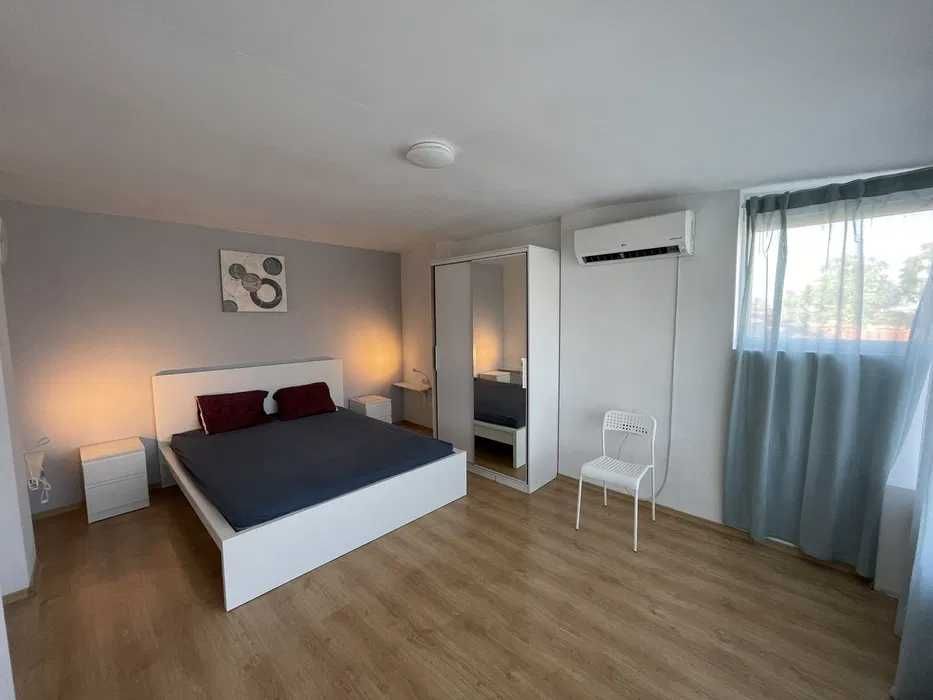 Двустаен имот в кв.Дървеница