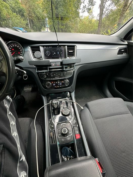 Peugeot 508 Hybrid AWD 2013