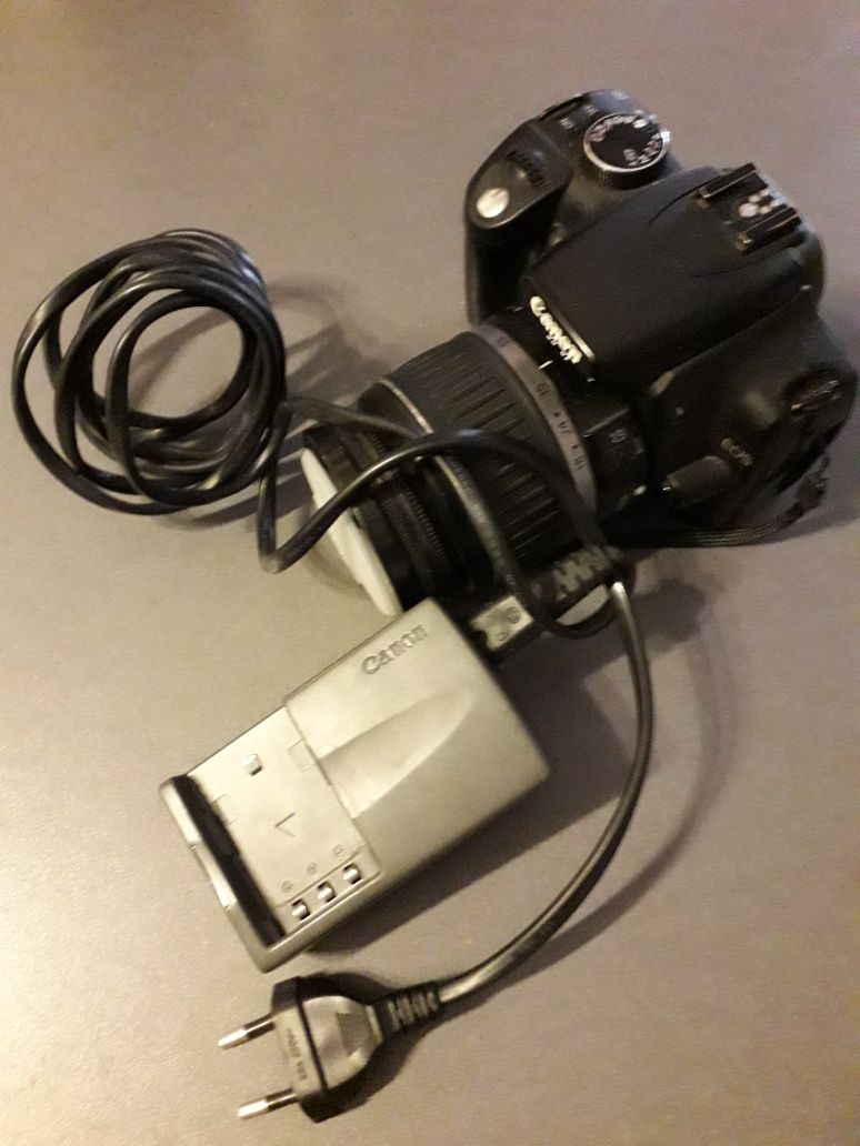 Фотоапарат Canon EOS 350D
