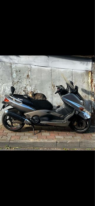 YAMAHA T-MAX 500 vand sau schimb