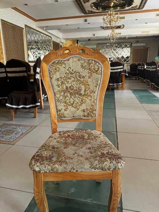 Продам стулья для кафе