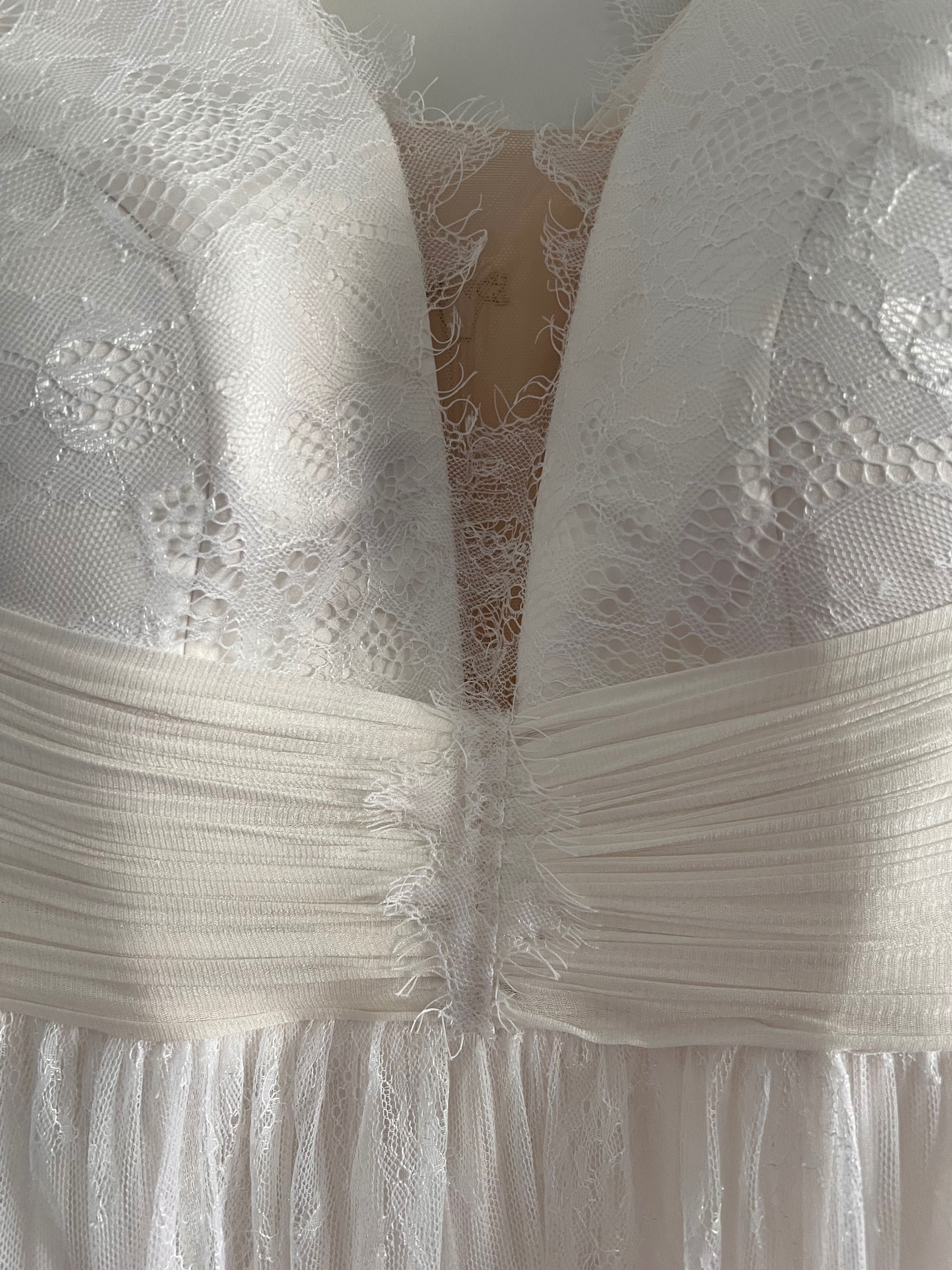 Rochie alba,nouă