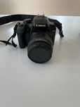 Aparat foto DSLR Canon 1000D