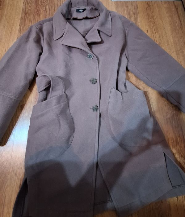 Чисто ново палто